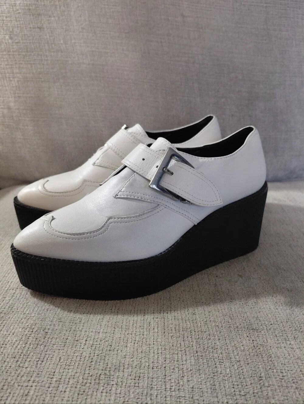 NEW Gianni Bini Yasmina White Leather Platform Monk Strap Creepers Size 5 Loafer